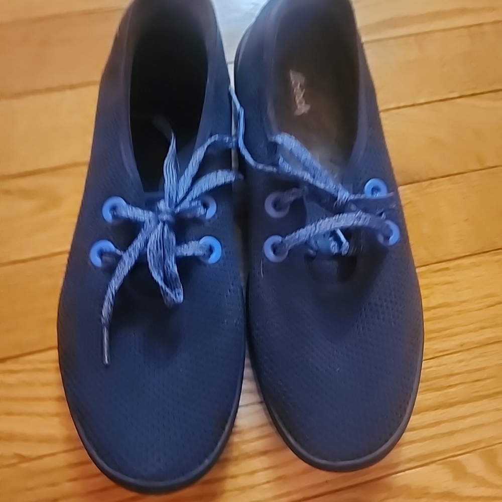 Allbirds Tree Skipper Navy Blue Sneakers